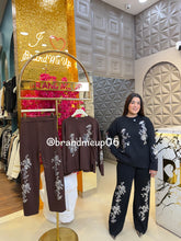 WOOLEN LONG FLOWER SEQUENCE CORD WITH POCKETS (IMP-613)