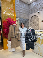 WOOLEN ROSE BUTTON SKIRT SET (IMP-661)