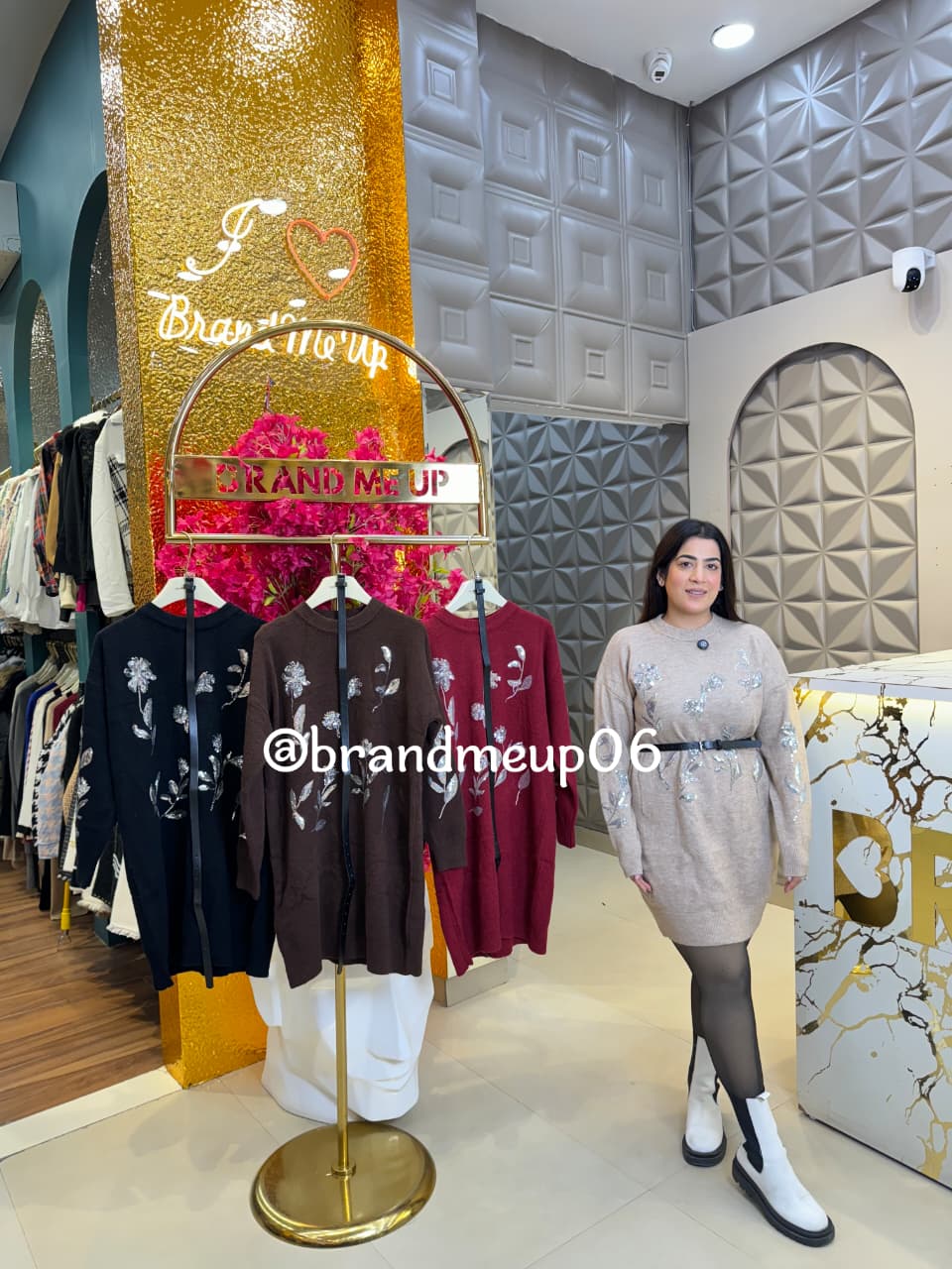 SEQUENCE LEAF WOOLEN DRESS WITH BELT (IMP-574)