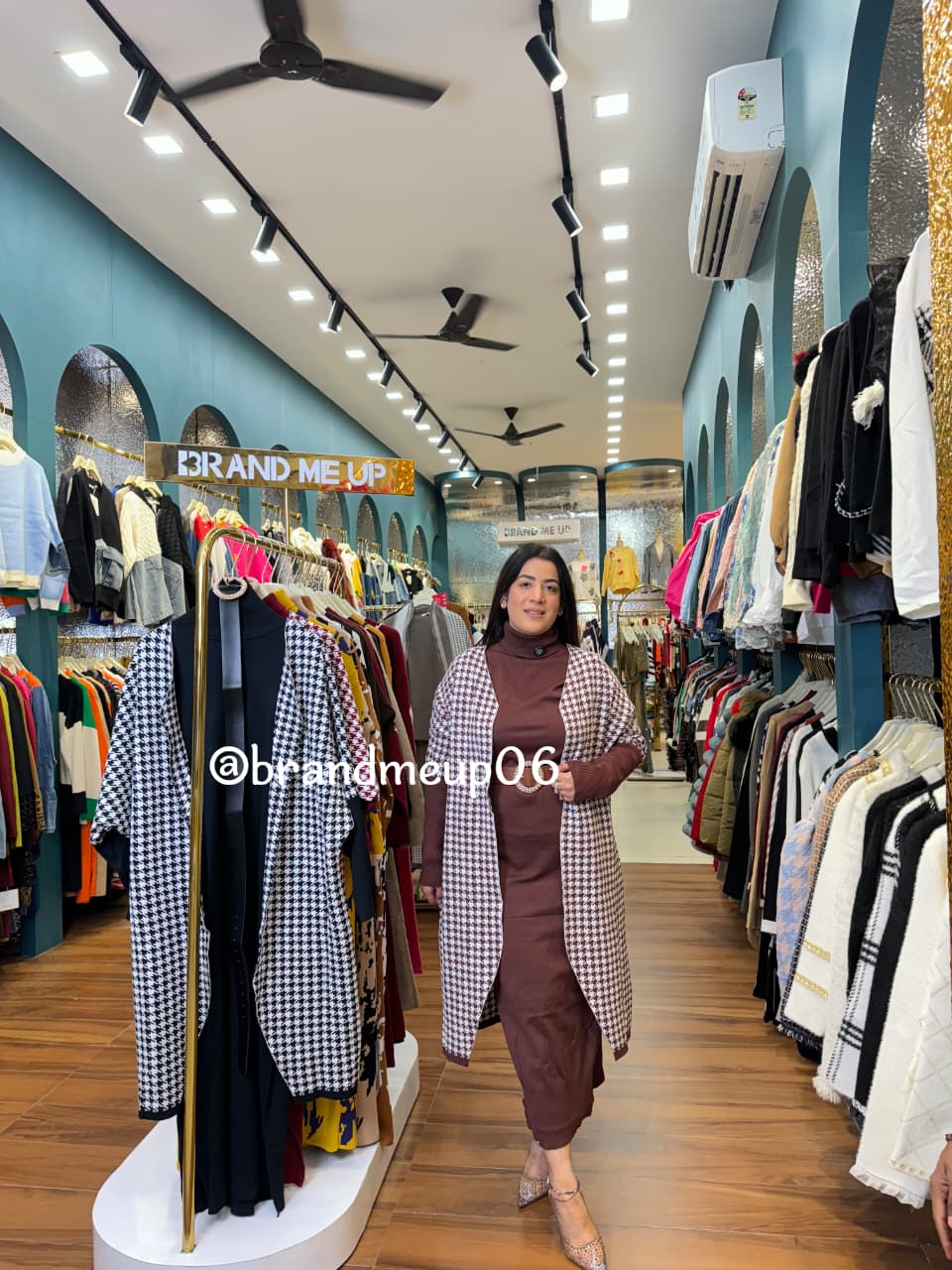 WOOLEN DRESS WITH PRINTED SHRUG AND BELT (IMP-576)