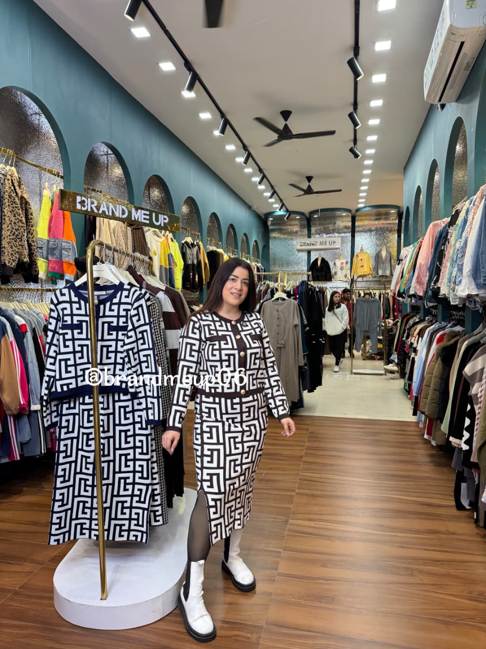 WOOLEN CARDIGAN WITH SKIRT LINE TOP (IMP-598)