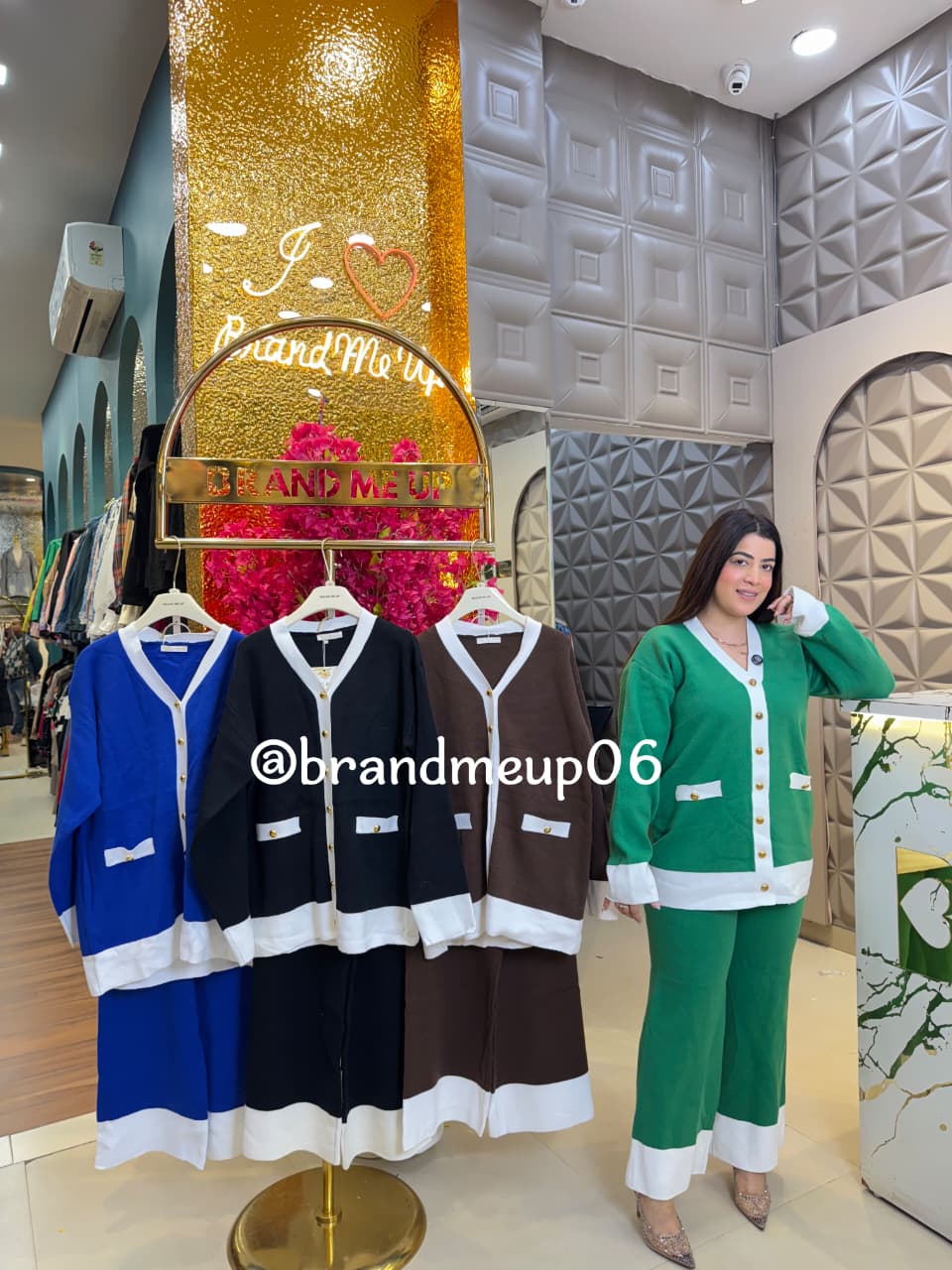 WOOLEN GOLDEN BUTTON CORD WITH POCKET (IMP-603)