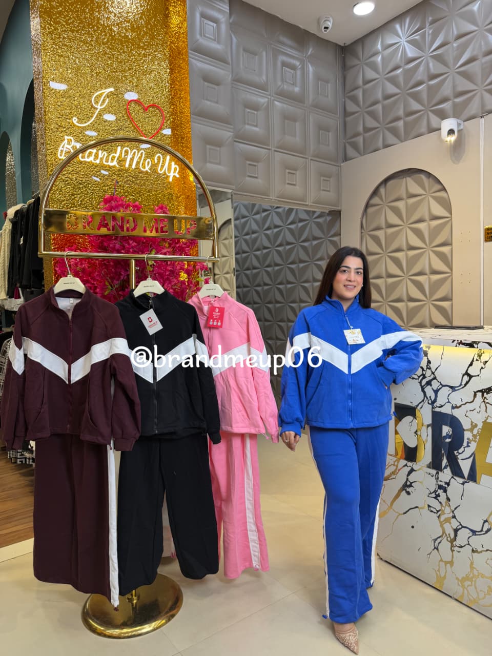 DESIGNER V TRACKSUIT (TRACK-77)