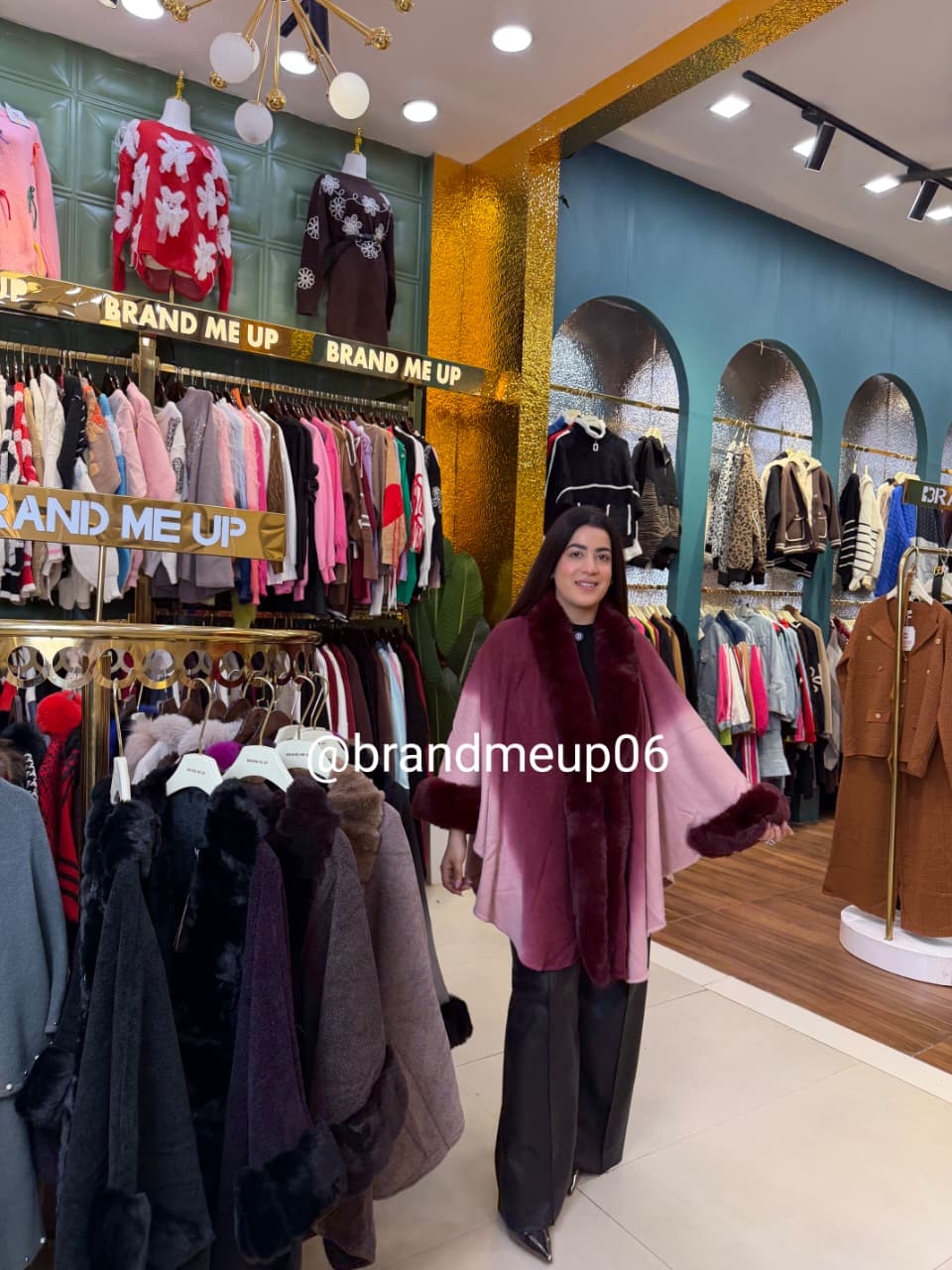 OMBRE PONCHU WITH FUR (IMP-651)