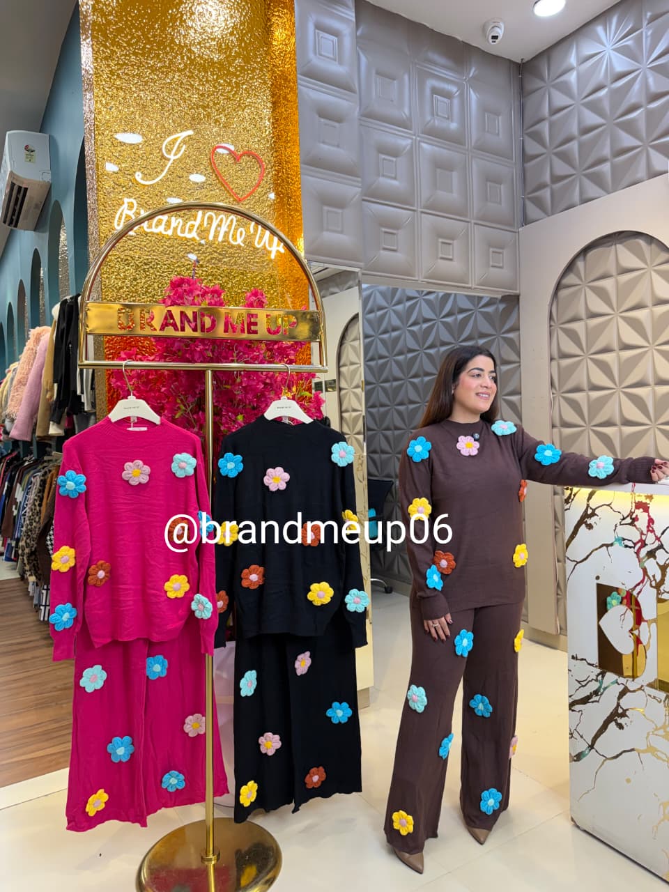 CUTE FLOWER WOOLEN CORD (IMP-658)