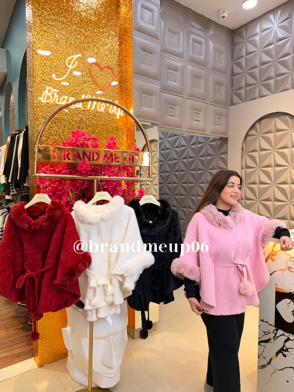 PONCHU WITH BELT (IMP-669)