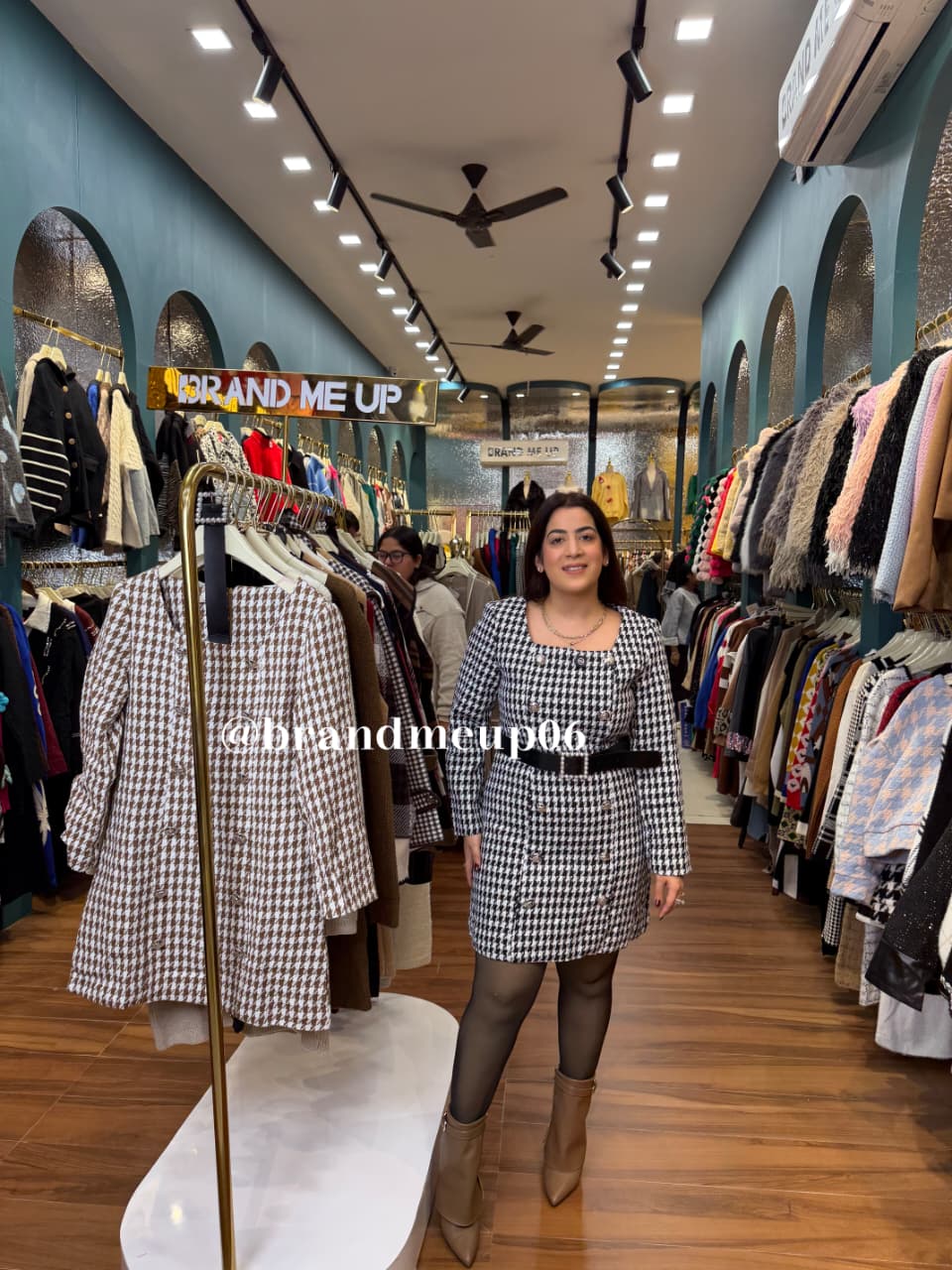 TWEED DRESS WITH BELT (IMP-686)
