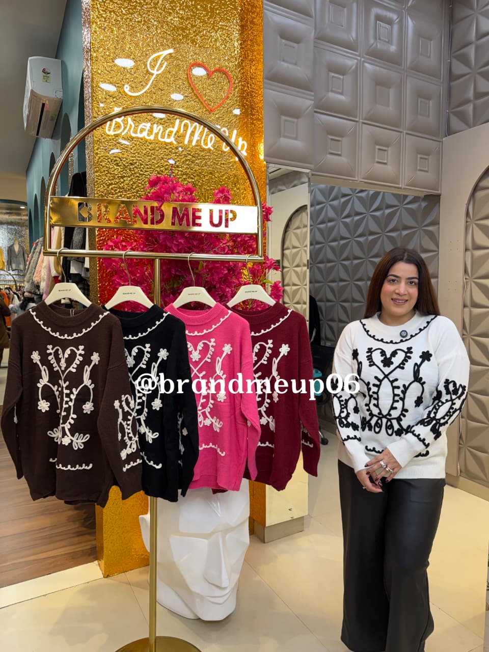 WOOLEN EMBO SWEATER (IMP-704)