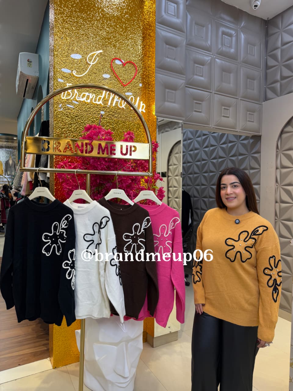 WOOLEN RHINESTONE FLOWER SWEATER (IMP-702)