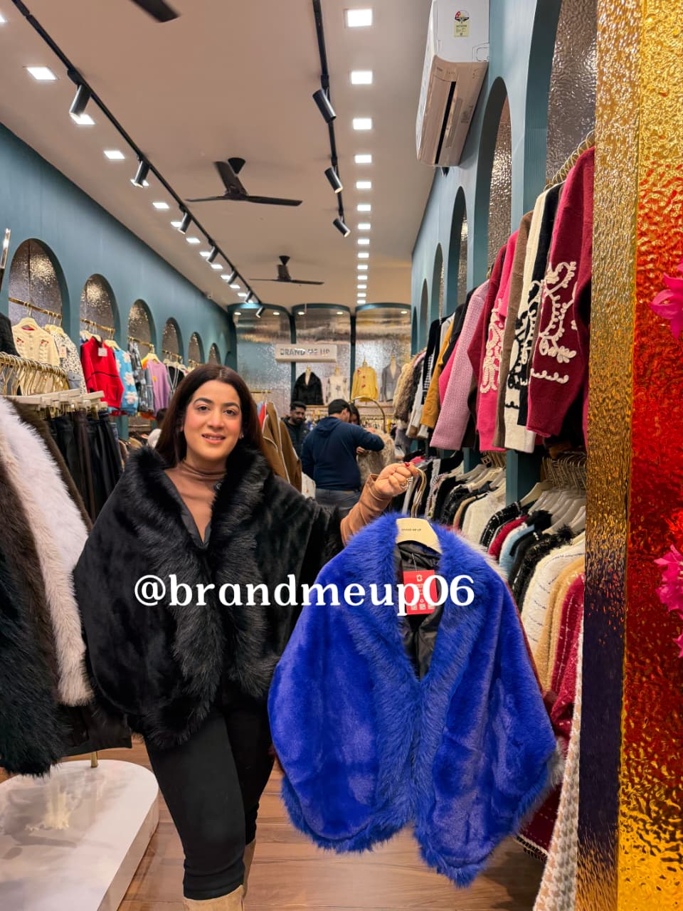 FUR PONCHU WITH FRONT HOOK (IMP-722)