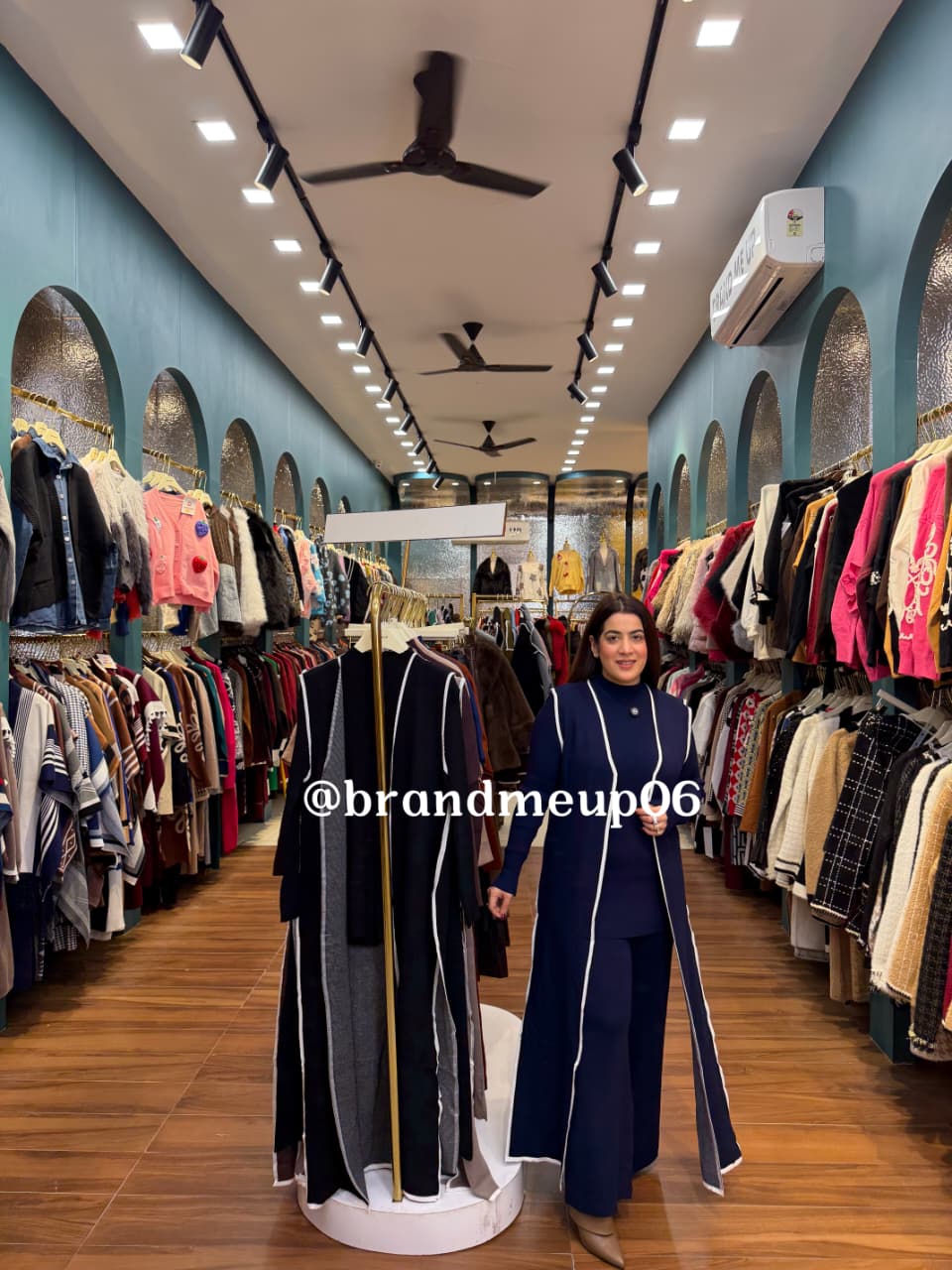 WOOLEN CORD WITH CUT SLEEVES SHRUG (IMP-724)