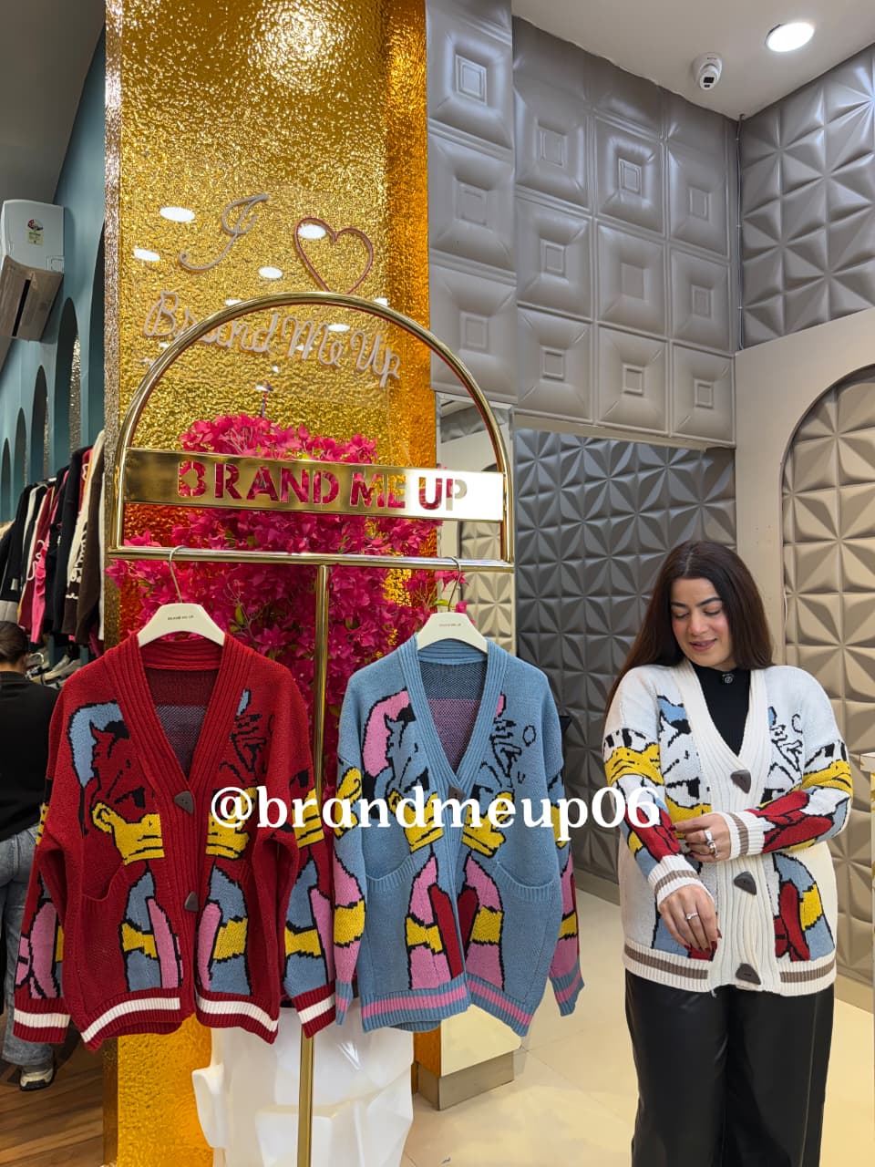 DUCK WOOLEN CARDIGAN (IMP-730)