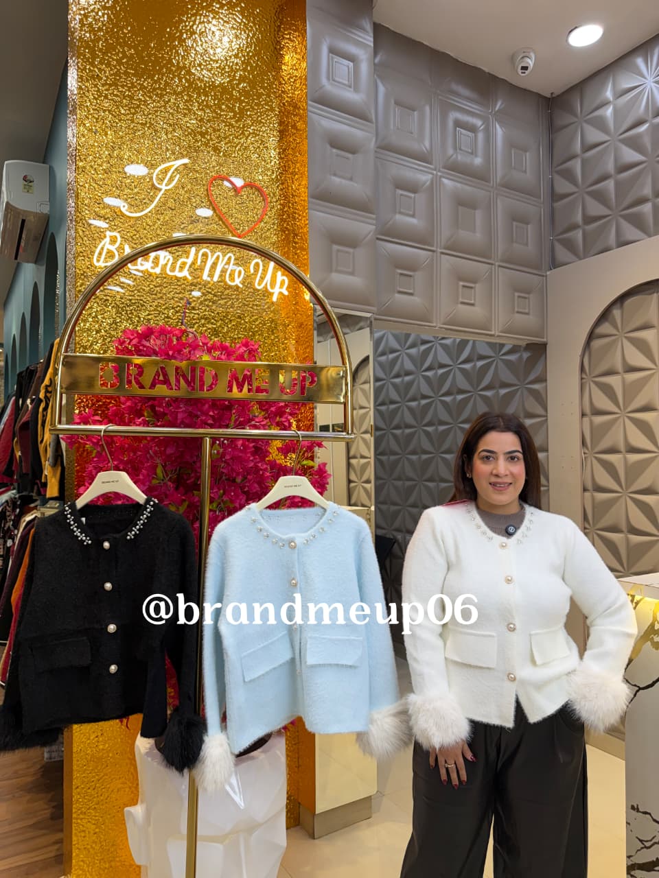 FUR SLEEVES  WOOLEN TOP WITH PEARL NACKLINE (IMP-744)