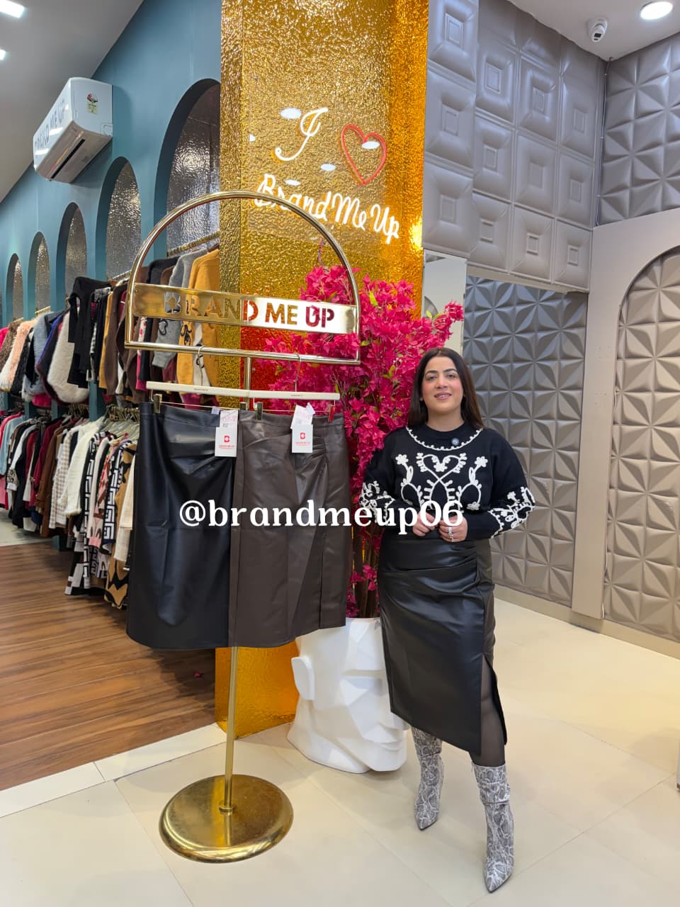 SIDE SLIT LEATHER SKIRT (CODE-8939) (IMP-747)