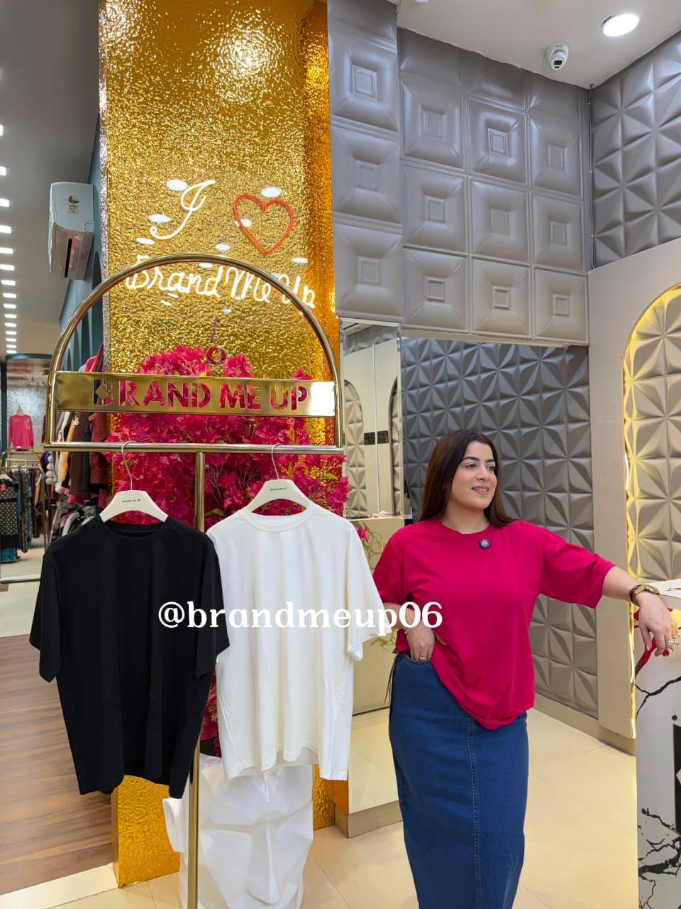 IMPORTED STRETCHABLE T-SHIRT (TEE-192)