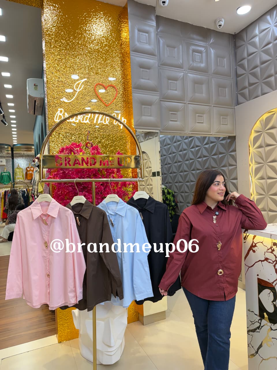 COTTON WITH DETACHABLE BROOCH (830) HAND