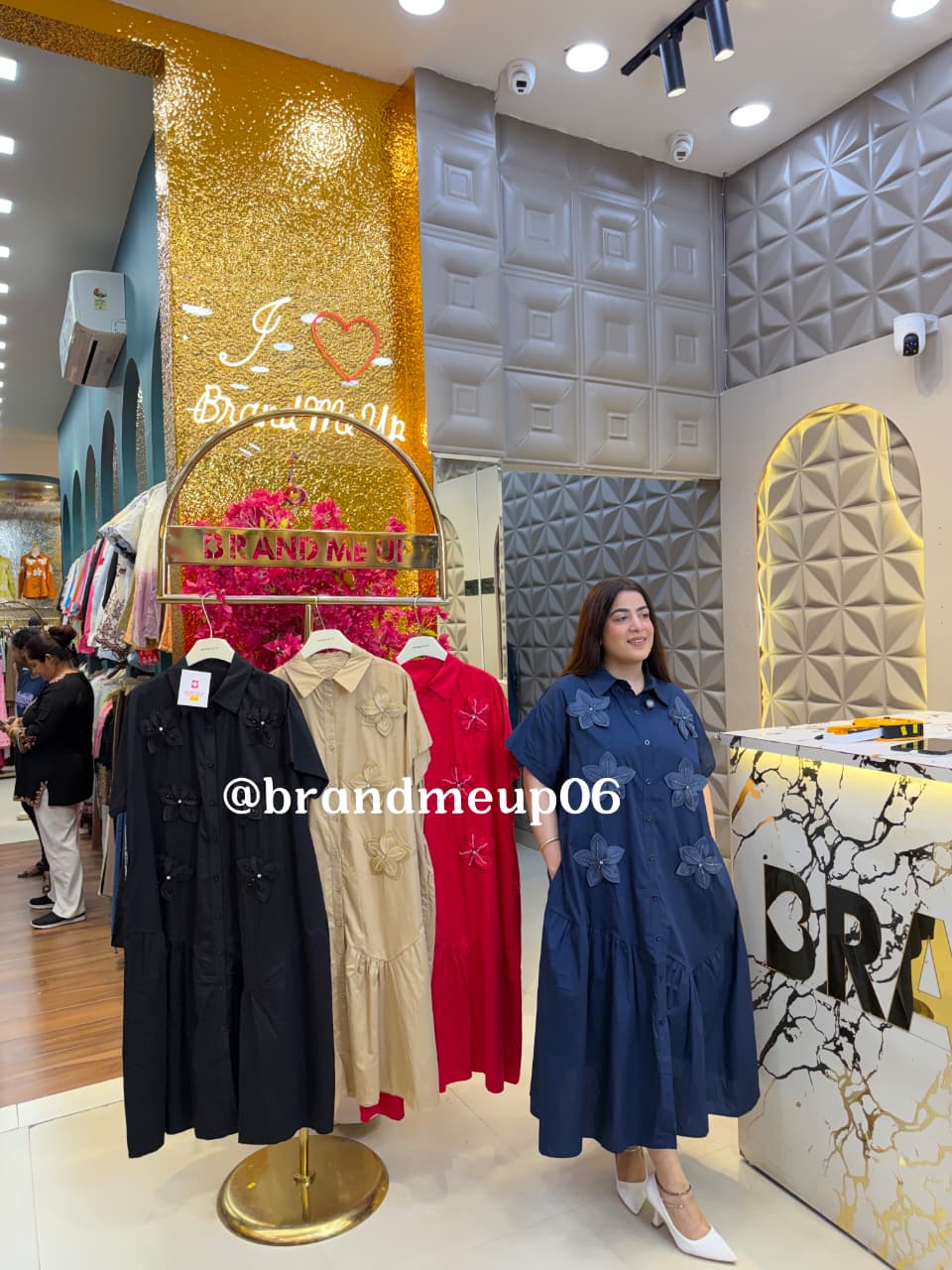 COTTON DRESS WITH 3D FLOWER AND POCKET (PRM-841)