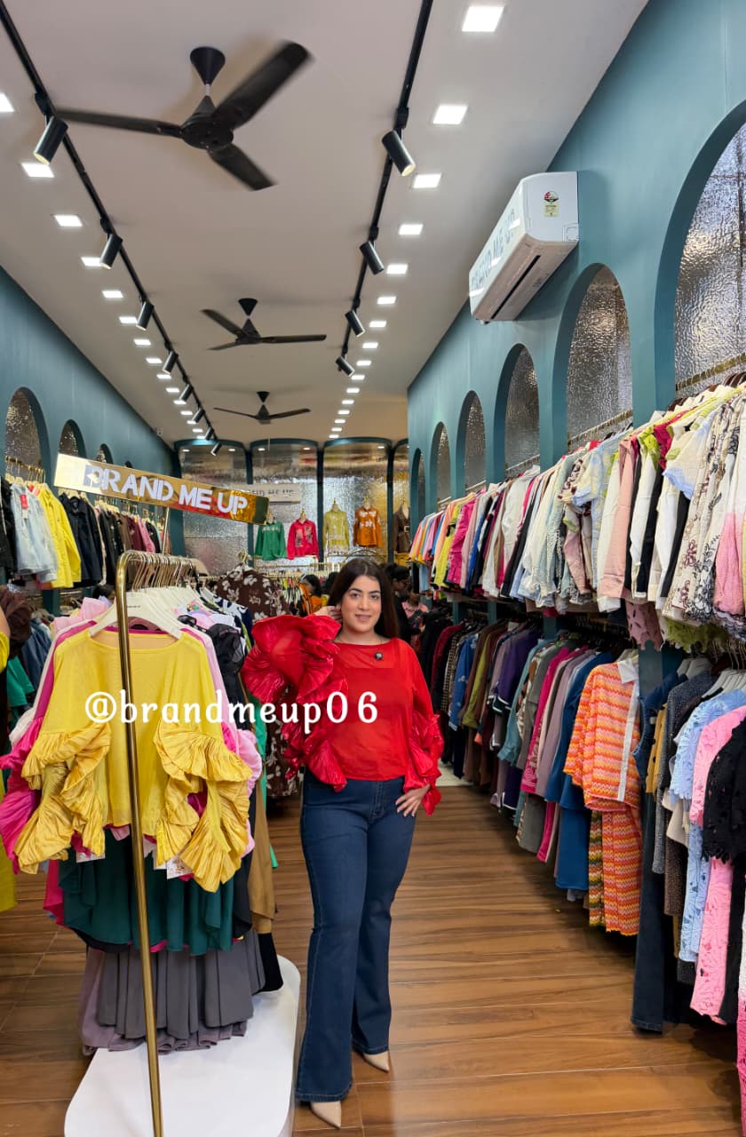 PRETTY FRILL SLEEVE TOP (CODE 2018) (PRM-944))