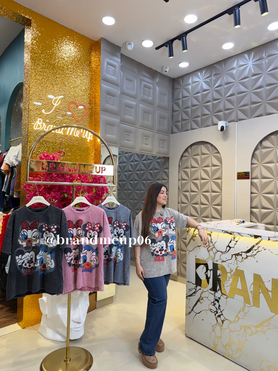‘WINK’ CUTE TSHIRT (TEE-238) (CODE-ZP305Y59)