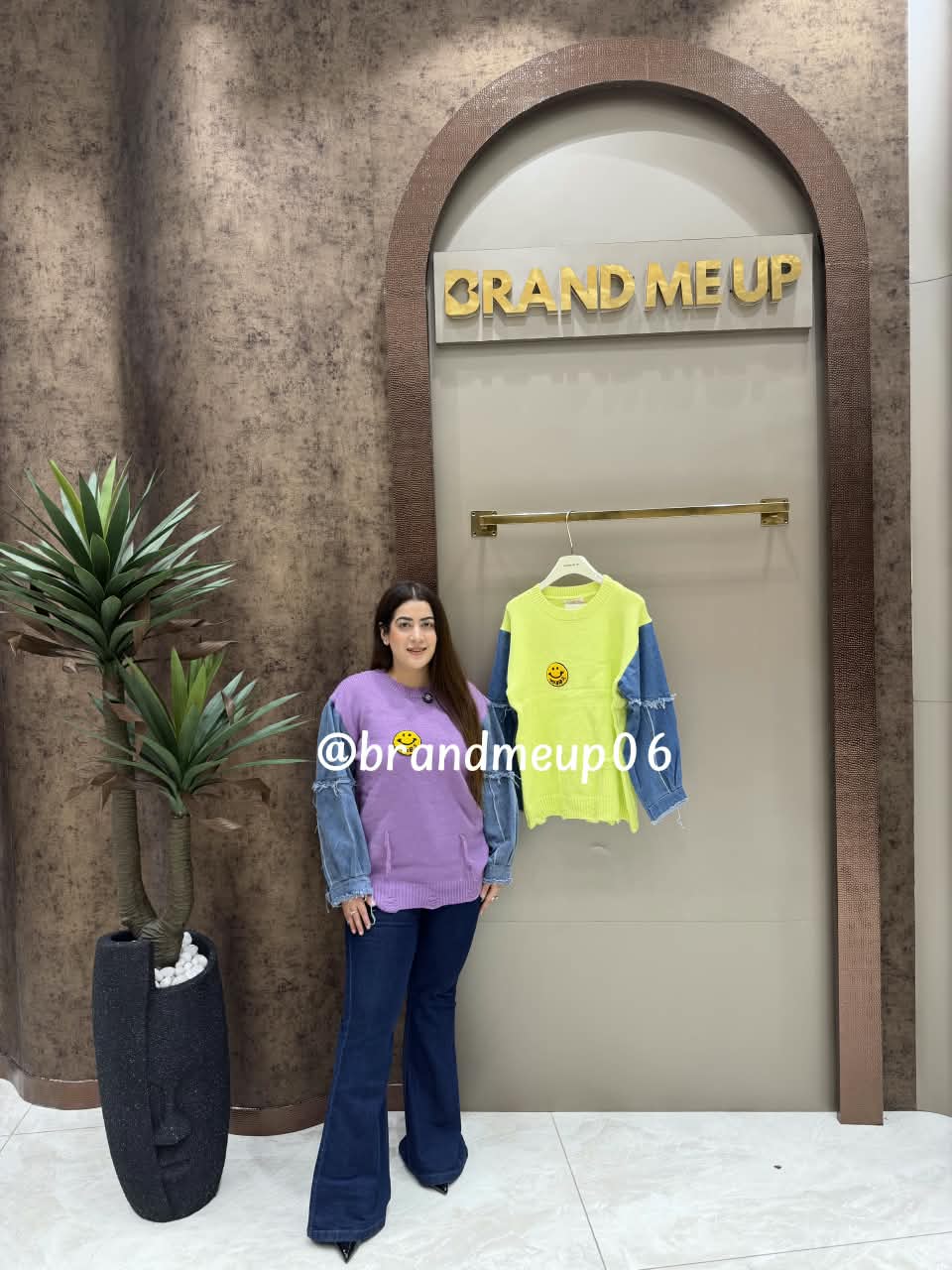 WOOLEN SMILEY TOP (IMP-548)