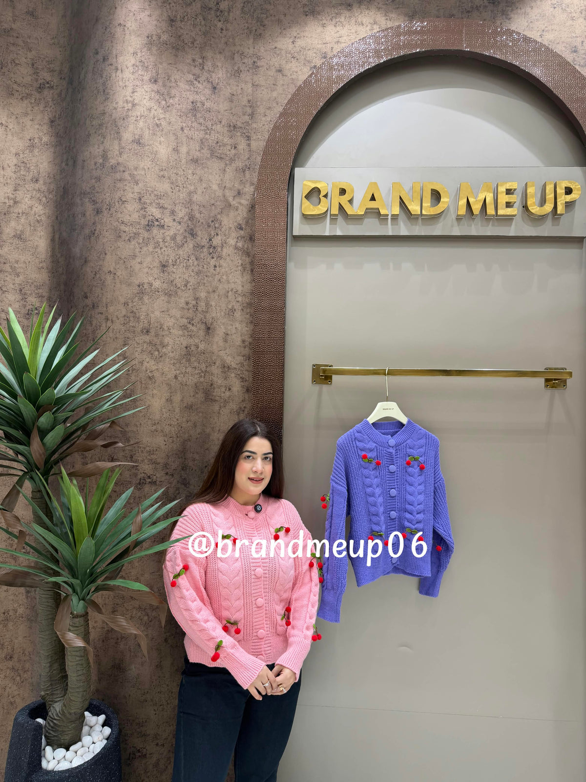 CHERRY CUTE CARDIGAN (IMP-687)