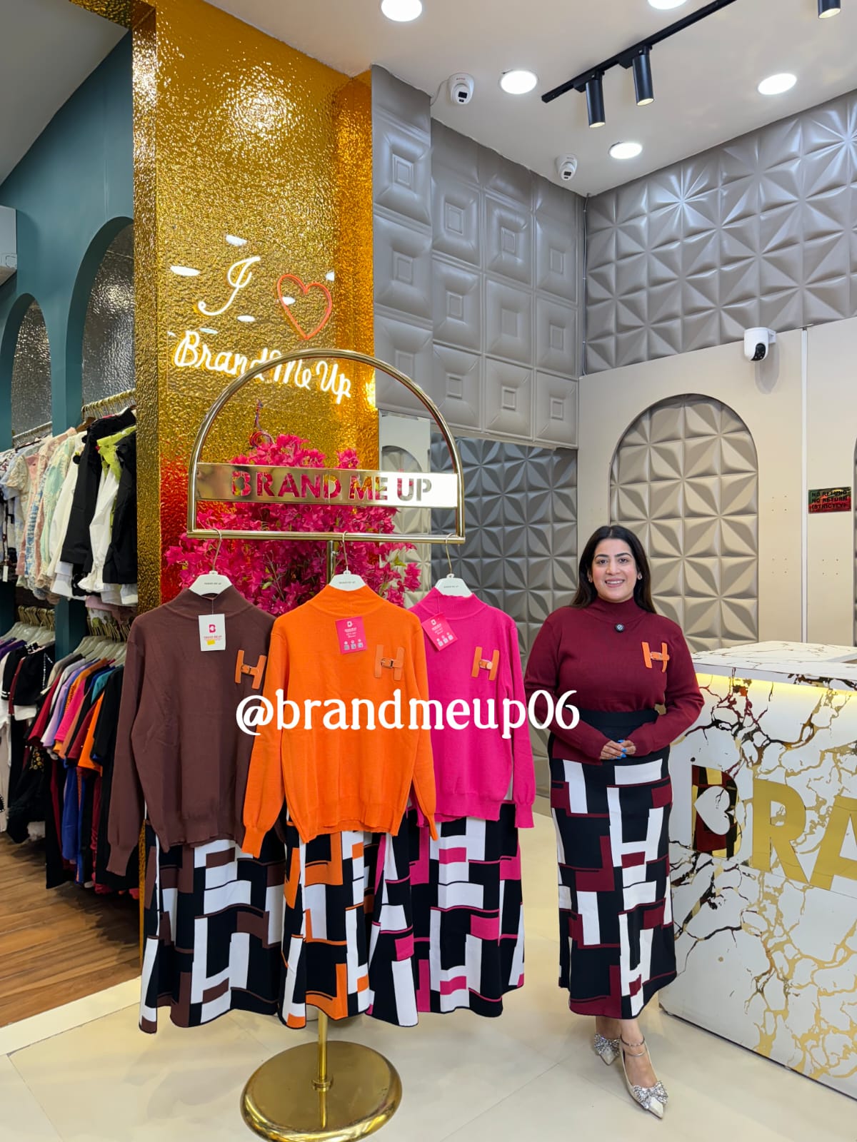 Woolen Top & Skirt Set (IMP-489)