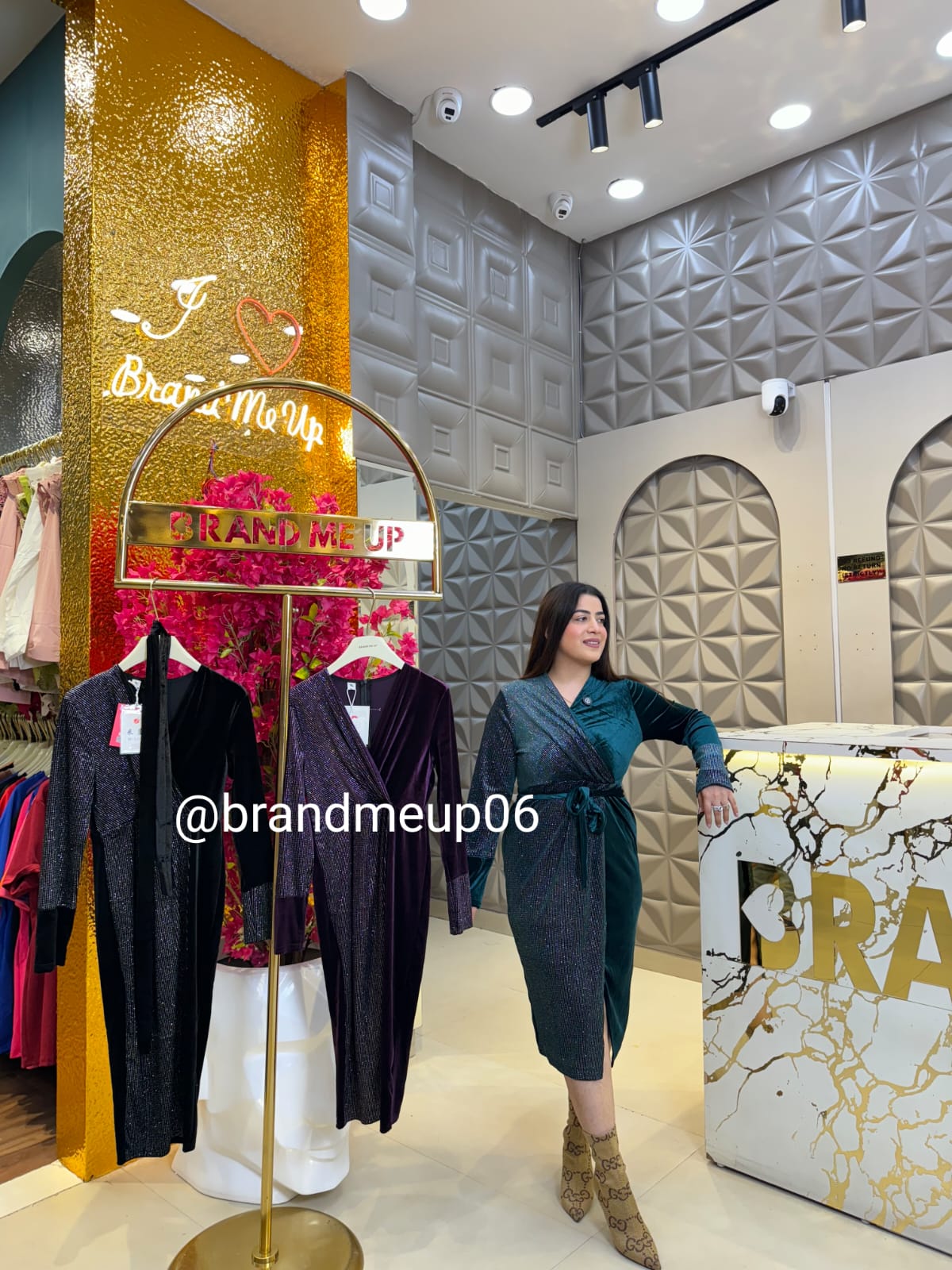 Velvet Dress With Belt (VELVET-4)