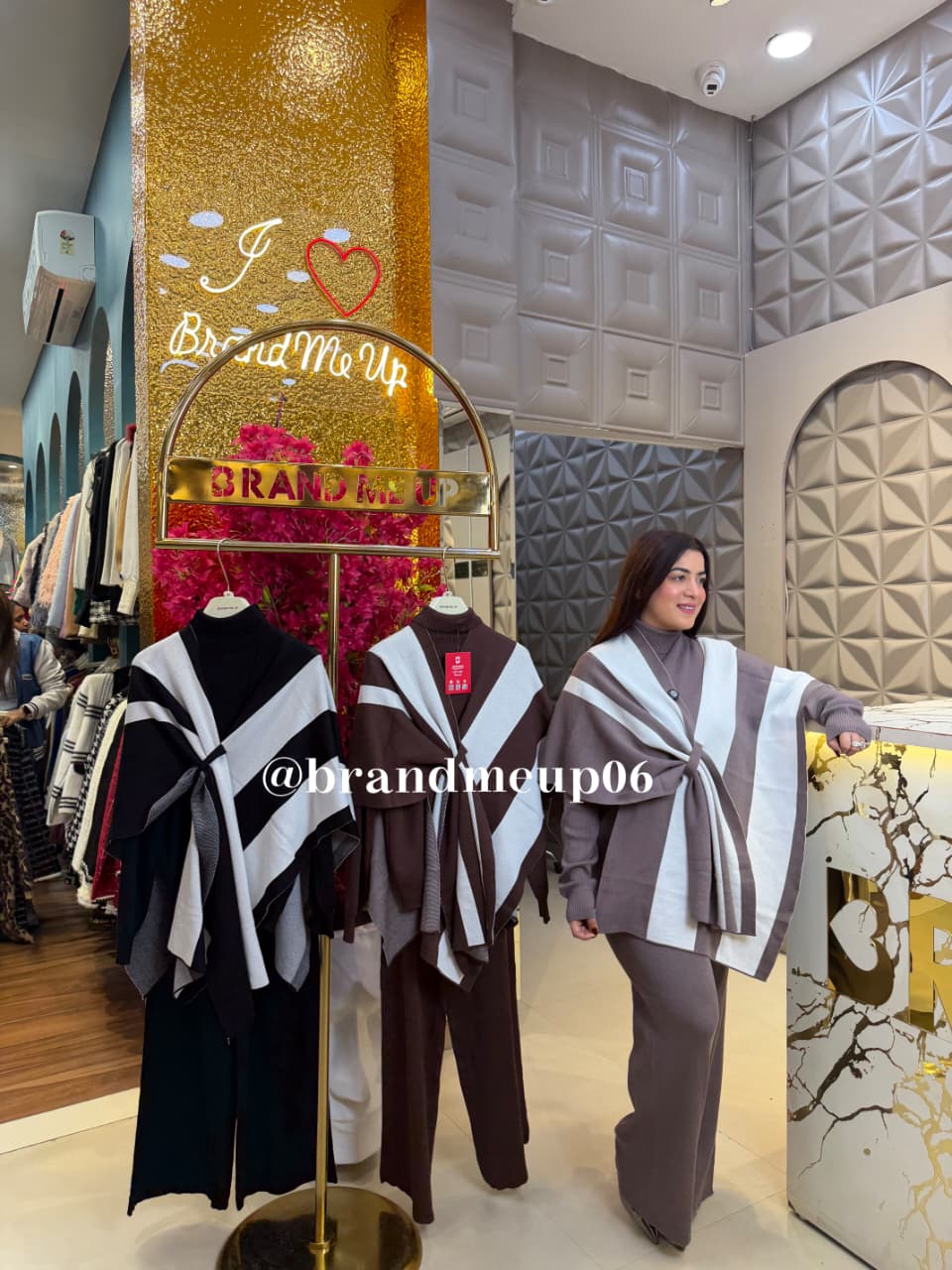 DESIGNER SHAWL WOOLEN CORD (IMP-587)