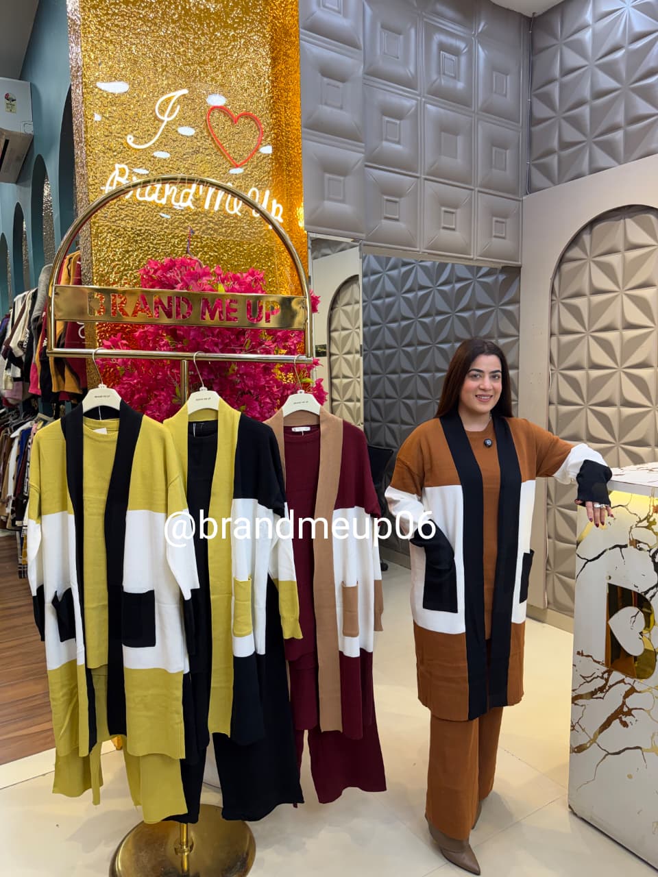 WOOLEN CORD DOUBLE SHADE SHRUG (IMP-725)