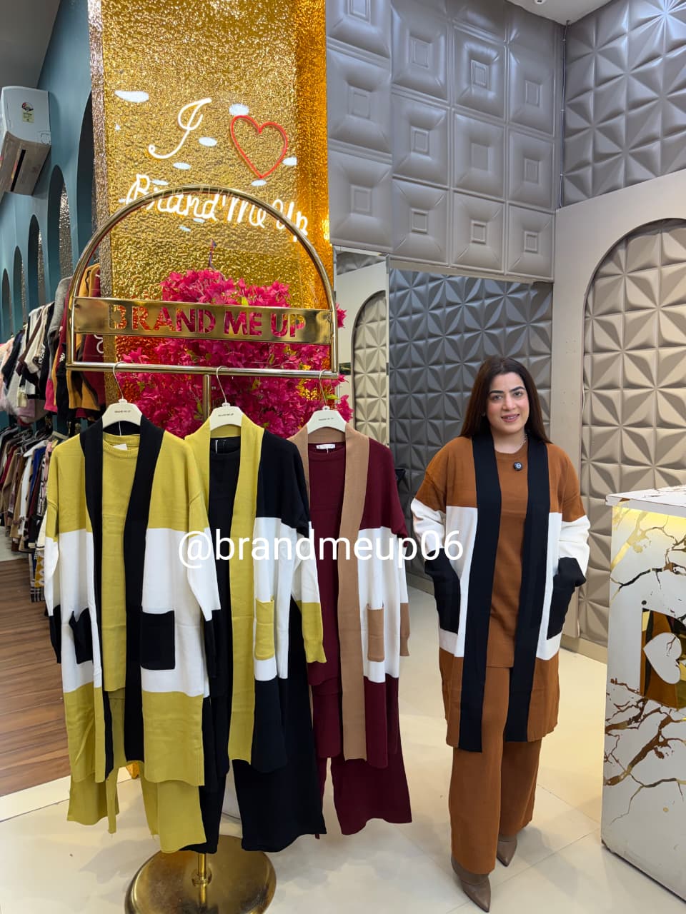 WOOLEN CORD DOUBLE SHADE SHRUG (IMP-725)