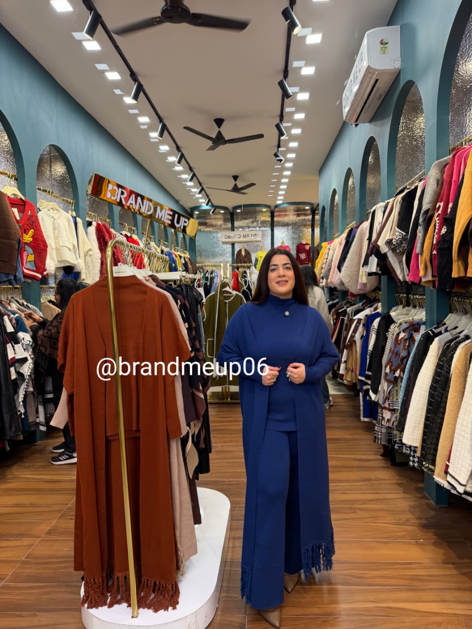 WOOLEN CORD WITH DESIGNER SHRUG (IMP-727)