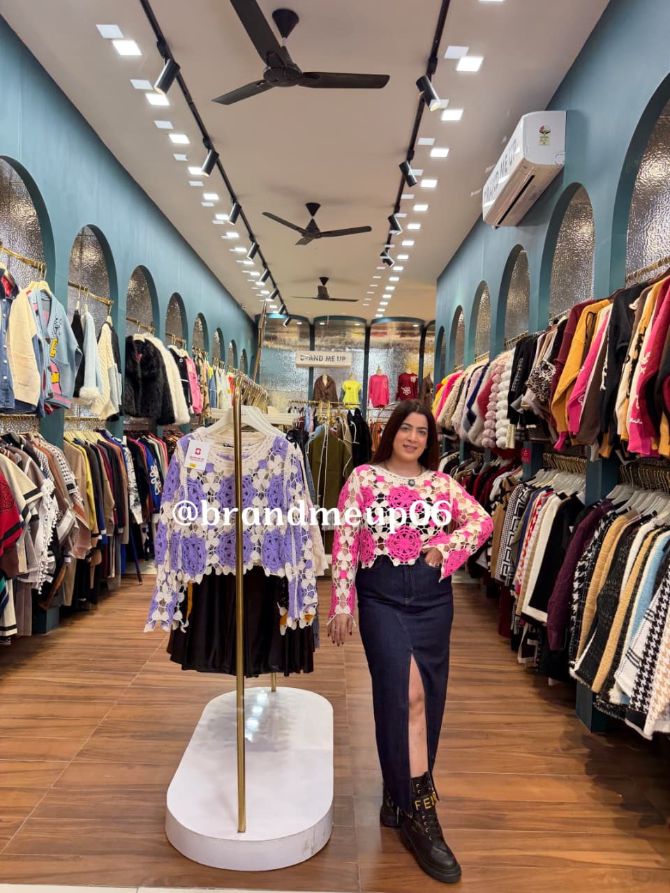 CROCHET  FLOWER TOP (PRM-761)